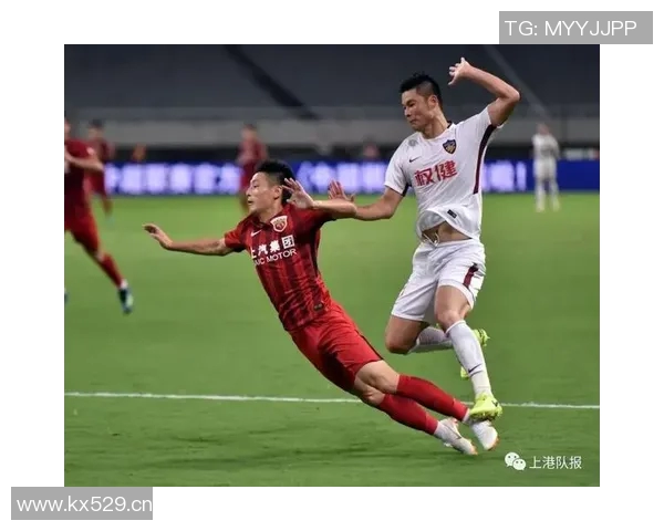 广州足球队以66分领跑杯赛积分榜展现强劲实力和夺冠希望